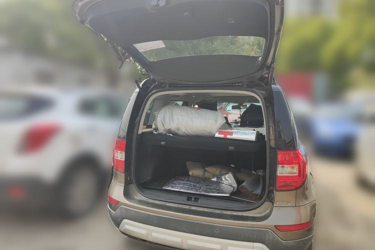 Used Skoda Yeti 2014 1.8TSI DSG All-Wheel Drive Edition Trunk