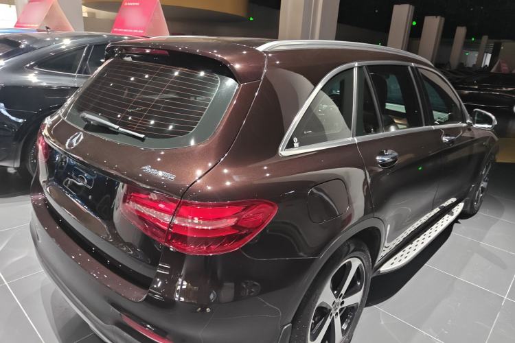 Used Mercedes-Benz GLC 2019 Facelift GLC 260 L 4MATIC Luxury Model