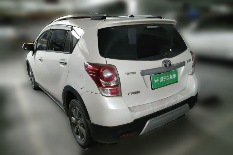 Used Toyota Verso 2015 180E CVT Crossover Edition Rear Left 45 Deg