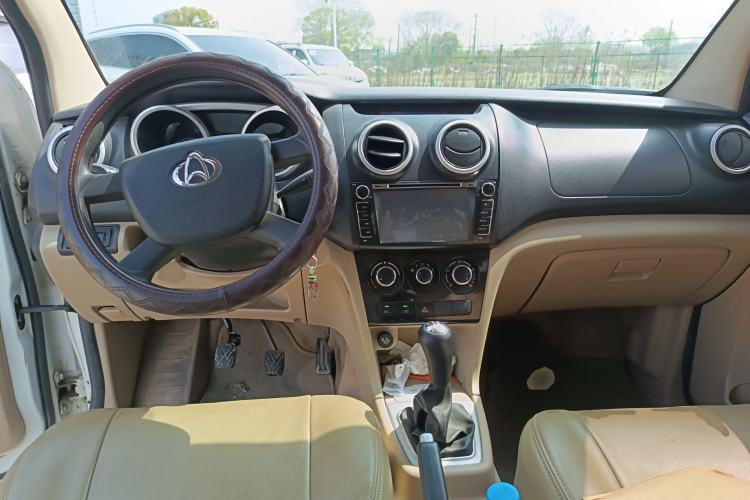 Used CHANGAN KAICHENG Ounuo S 2014 1.5L Base Version Center Console