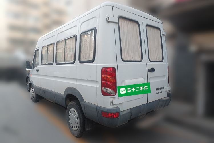 Used Iveco Power Daily 2013 3.0T-V39 High-Roof Box Truck F1C
