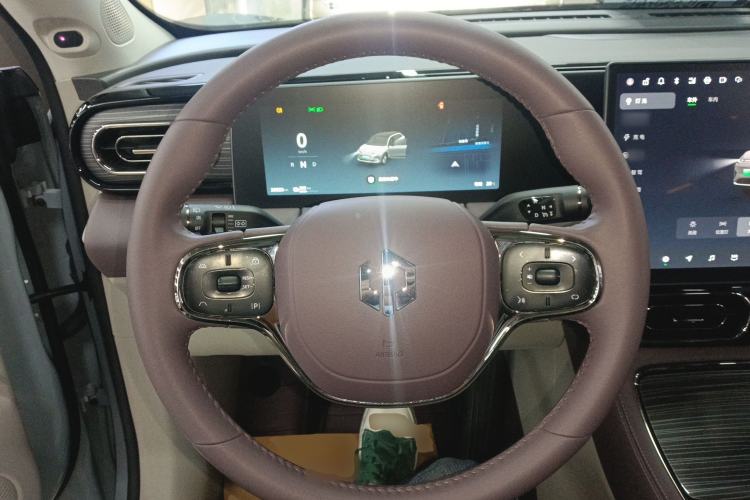Used Leapmotor C11 2024 All-Electric 580 Luxury Edition Steering Wheel