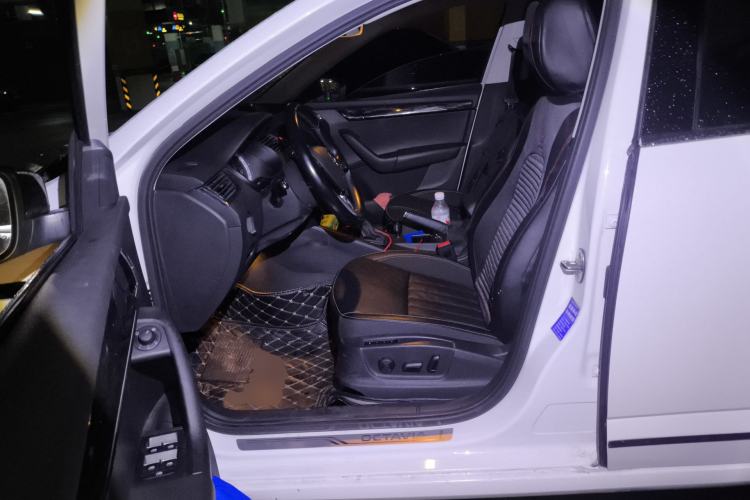 Used Skoda Octavia 2019 TSI280 DSG Smart Drive Flagship Edition China VI
