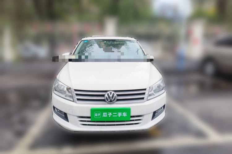 Used Volkswagen Santana 2013 1.6L Manual Comfort Edition Front