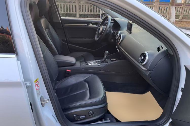 Used Audi A3 2019 Limousine 35 TFSI Style Edition China VI Emission Standard
