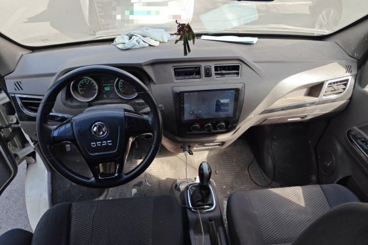 Used Dongfeng Yufeng EM26 2023 Standard Edition 41.472 kWh Henan Lithium Power Center Console