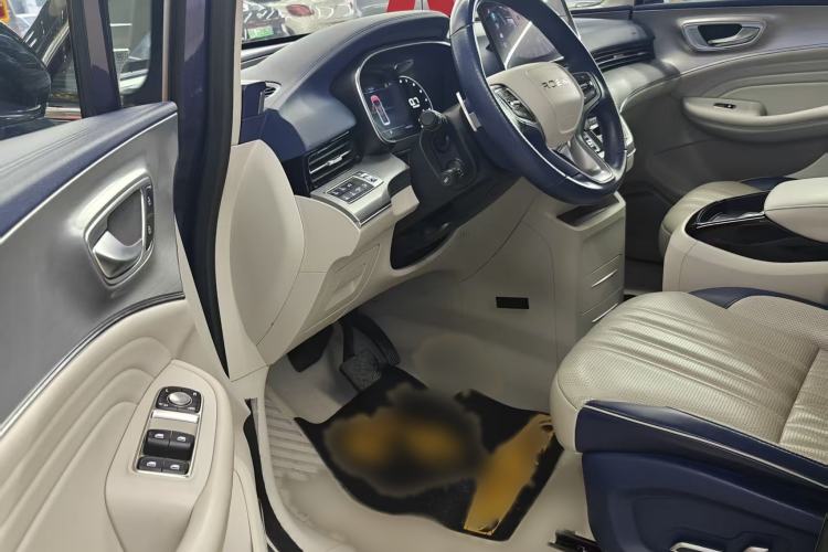 Used Roewe iMAX8 2022 400TGI Celebration Edition