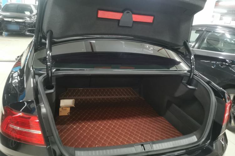 Used Volkswagen Magotan 2018 280TSI DSG Comfort Model
