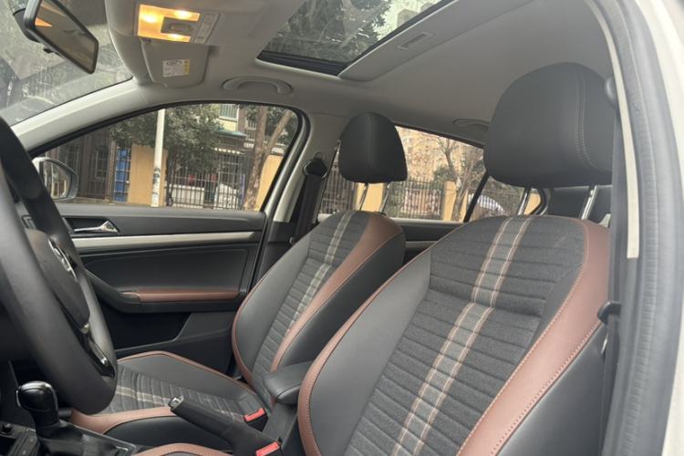 Used Volkswagen Lavida 2019 Lavida Start 1.5L Automatic Comfort Edition China VI Standard Interior 6