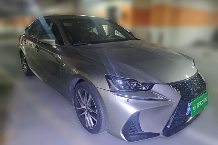 Used Lexus IS 2017 300 F SPORT Edition Front Right 45 Deg