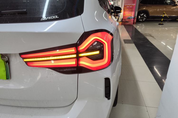 Used BMW iX3 2022 Leading Model