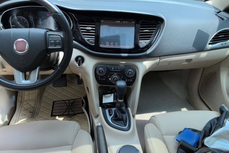 Used Fiat Viaggio 2012 1.4T Automatic Luxury Edition

