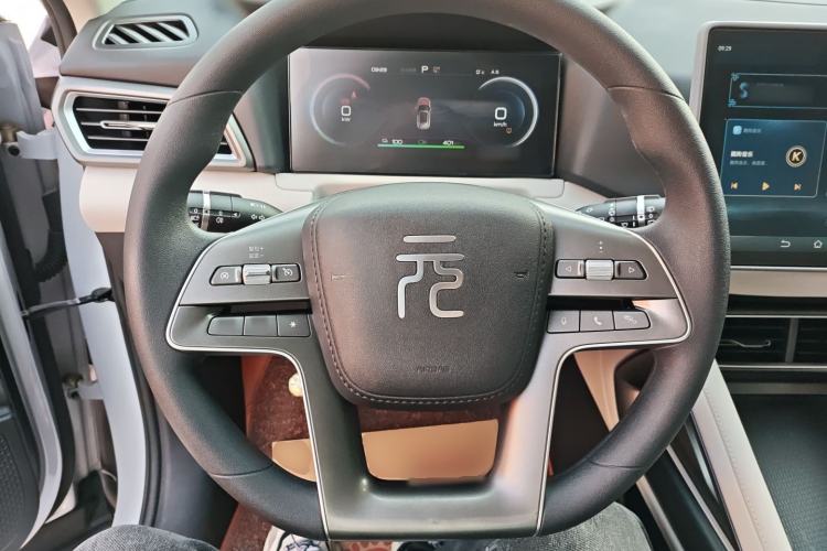 Used BYD Yuan UP 2024 401KM Leading Edition