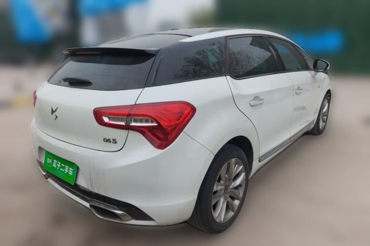 Used DS 5 2014 1.6T Luxury Edition THP200
