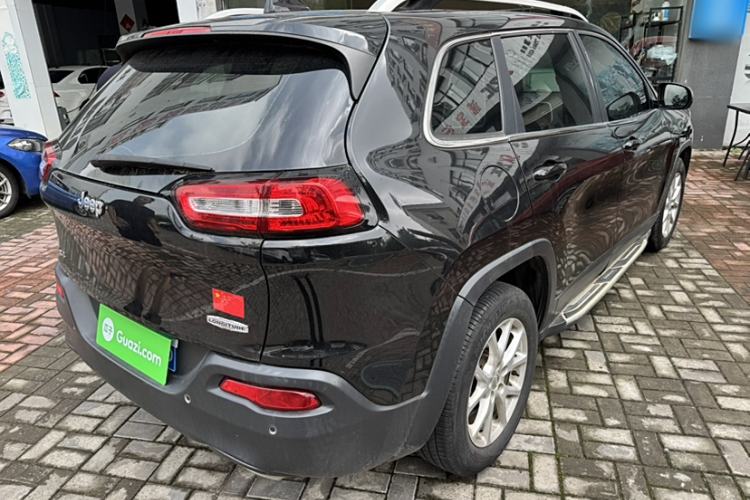 Used Jeep Cherokee 2016 2.4L Leading Edition
