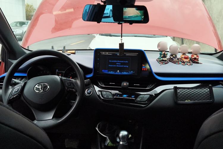 Used Toyota IZOA 2020 2.0L Enjoy Edition Interior 2