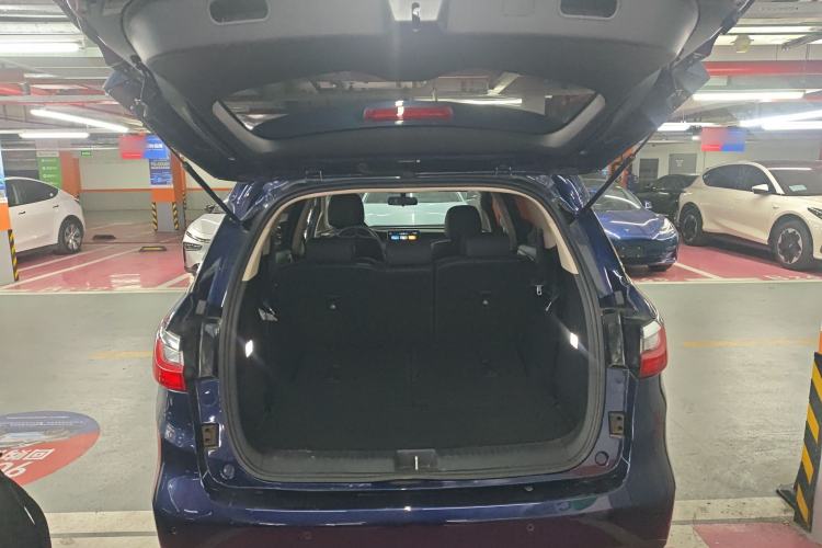 Used BYD Song MAX New Energy 2019 DM 1.5T Smart Connect Advanced 7-Seater China VI Standard Trunk