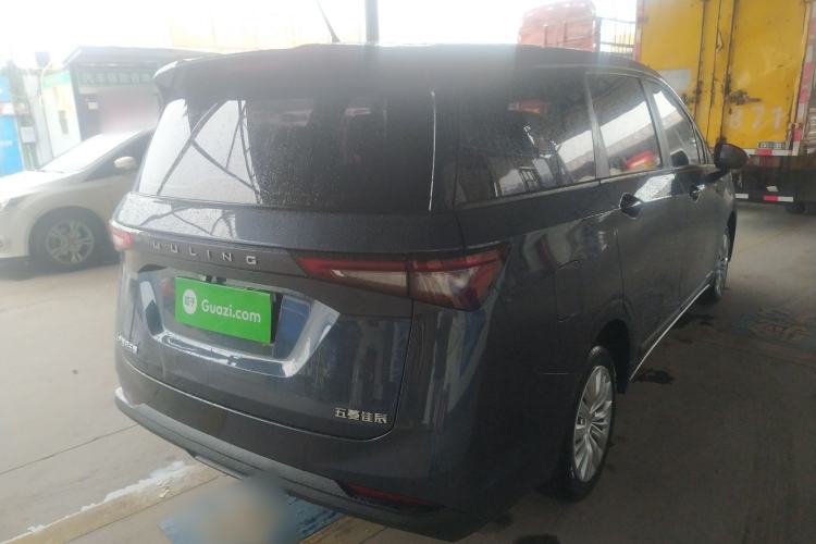 Used Wuling Jiachen 2022 1.5L Manual Enjoyment Elite Model
