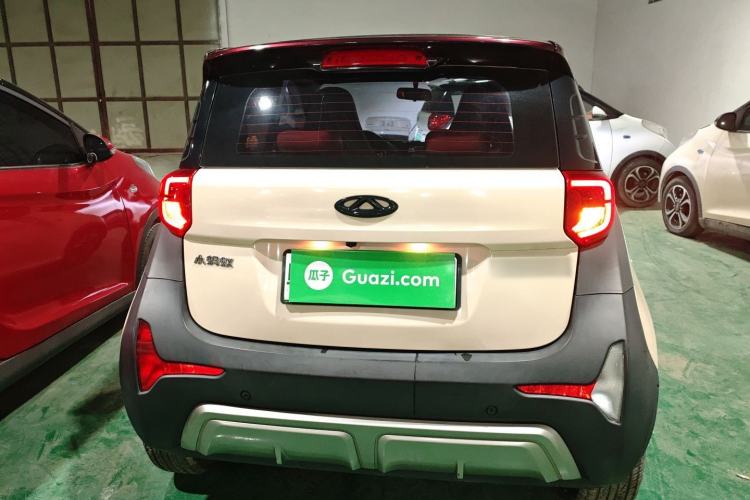 Used Chery Little Ant 2022 Revised Version Sweet Pink Edition Half-Sugar Version Lithium Iron Phosphate 30.7 kWh 30 kW 301 km
