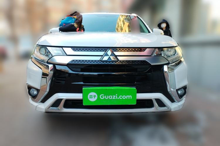 Used Mitsubishi Outlander 2021 2.0L Two-Wheel Drive Comfort Edition 7 Seats