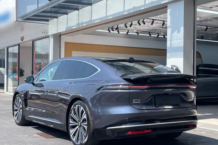 Used Nio ET9 2025 100kWh Signature Edition
