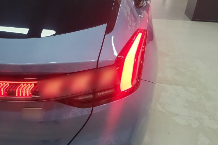 Used Zeekr 001 2025 YOU Edition 100 kWh All-Wheel Drive
