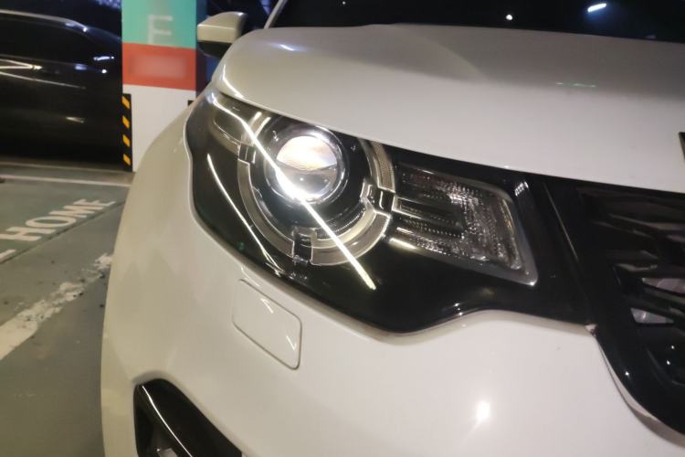 Used Land Rover Discovery Sport 2018 240 PS SE Version
