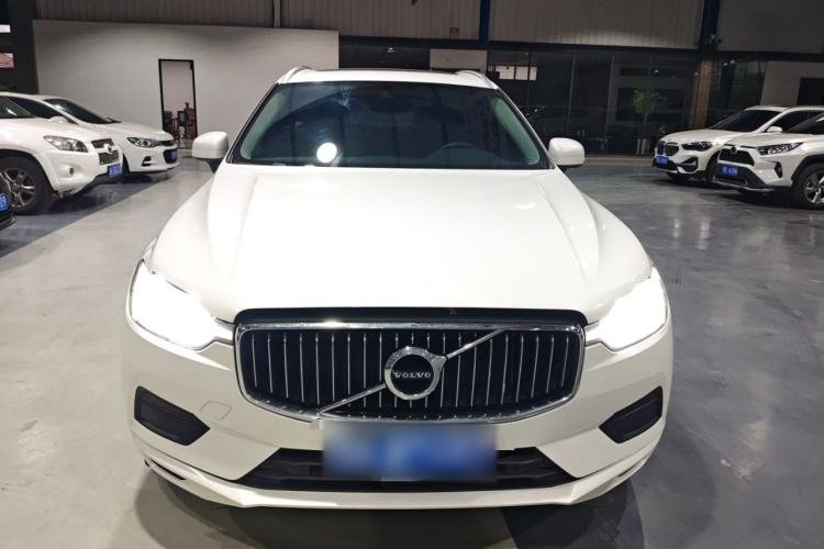 Used Volvo XC60 2019 T5 4x4 Zhiyuan Edition China VI Standard Front