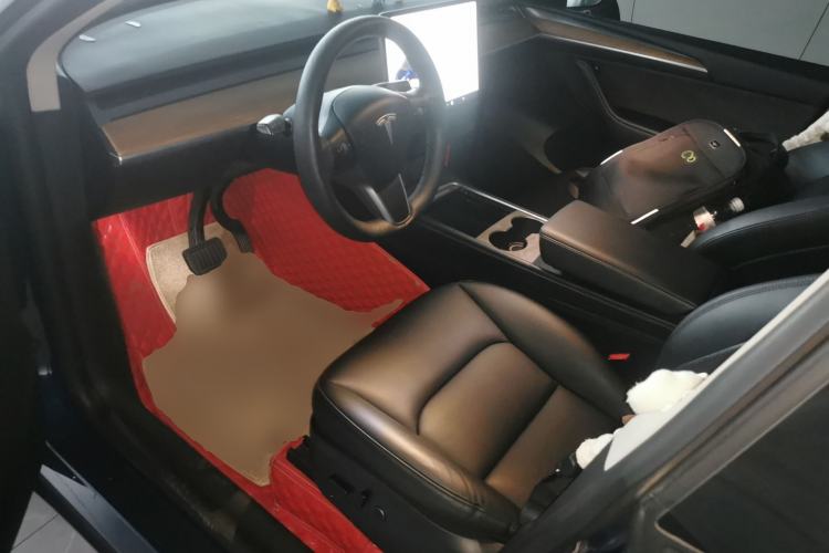 Used Tesla Model Y 2021 Long-Range All-Wheel-Drive Version