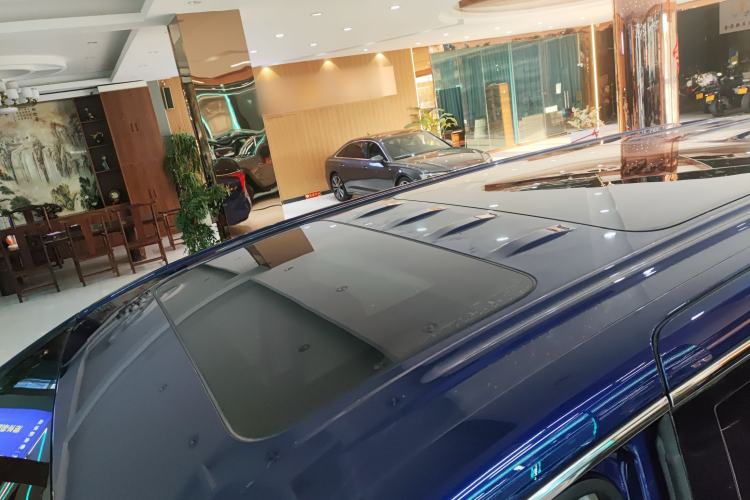 Used Buick Century 2023 2.0T Six-Seater Yinshi Edition
