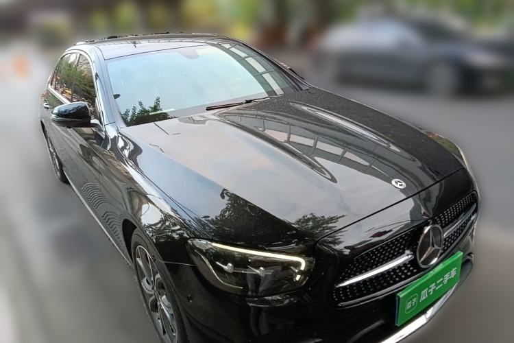 Used Mercedes-Benz E-Class 2022 Revised Version E 300 L Sport Luxury Edition Front Right 45 Deg