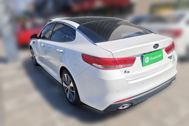 Used Kia K5 2017 2.0L Automatic 15th Anniversary Special Edition LUX
