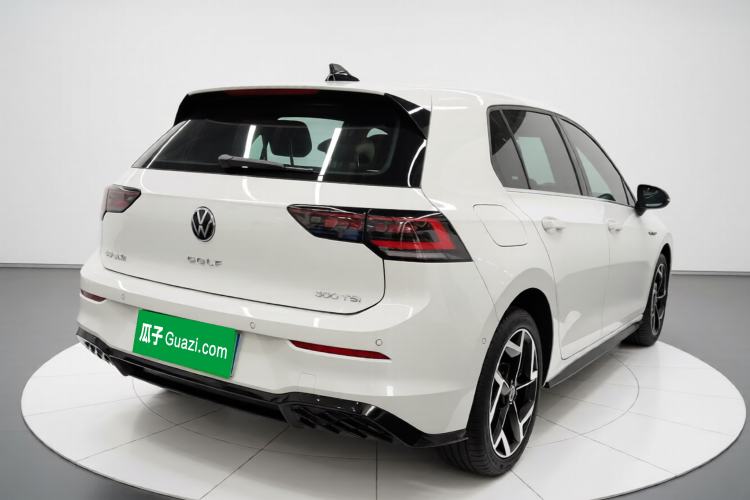 Used Volkswagen Golf 2025 300TSI R-Line