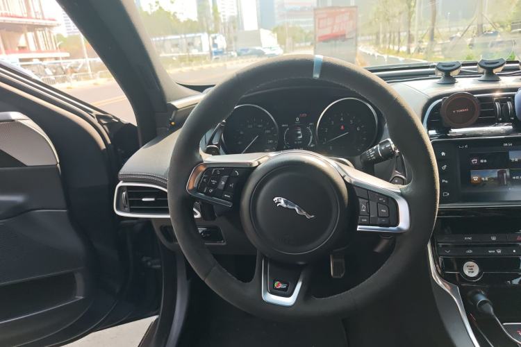 Used Jaguar XE 2017 3.0 SC 340 PS S