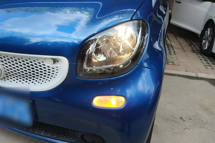 Used smart fortwo 2015 1.0L 52 kW Hardtop Passion Edition