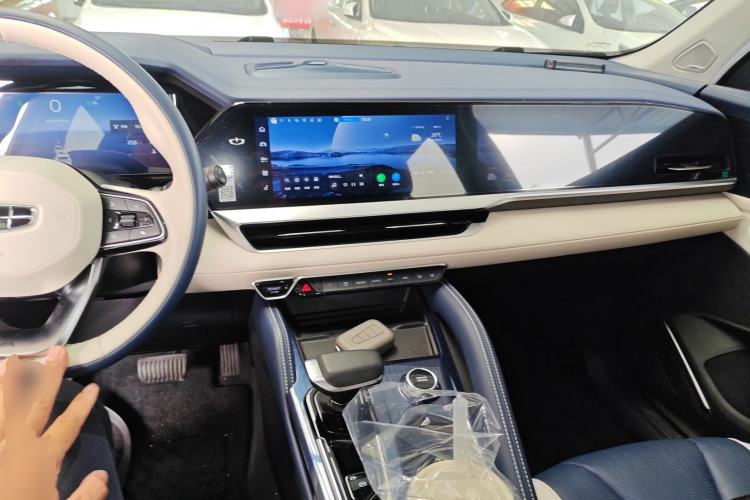 Used Geely Auto Monjaro L 2022 1.5T Thunder Hi·F Plug-in Hybrid Super Rui Center Console