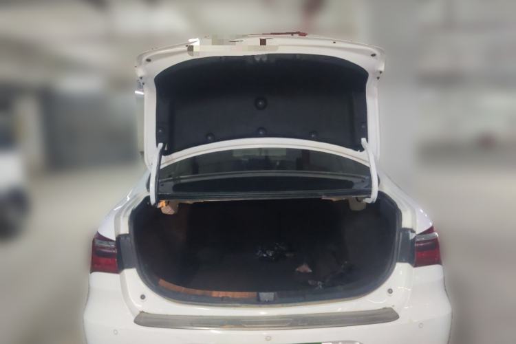 Used BYD Qin New Energy 2019 High-Range Deluxe Model Trunk