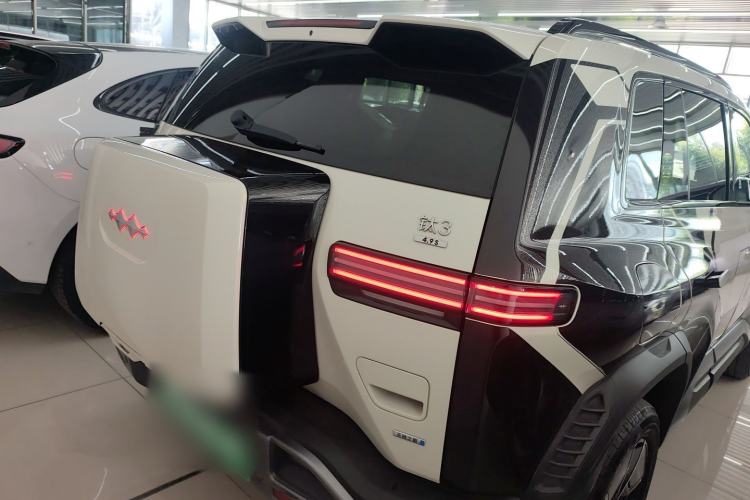 Used Formula Leopard Titanium 3 2025 501KM All-Wheel Drive Intelligent Driving Ultra Version
