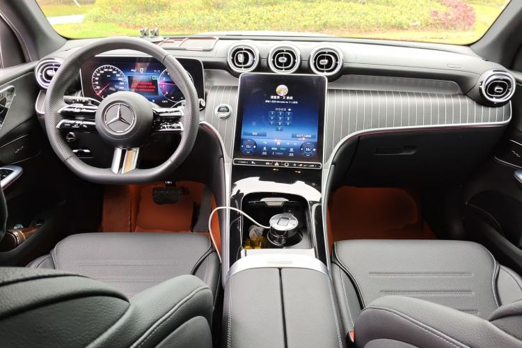 Used Mercedes-Benz GLC 2023 GLC 300 L 4MATIC Dynamic Edition 5-seater
