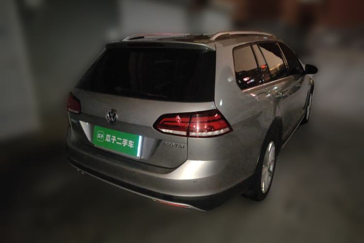 Used Volkswagen Golf 2019 1.8TSI Travel Edition
