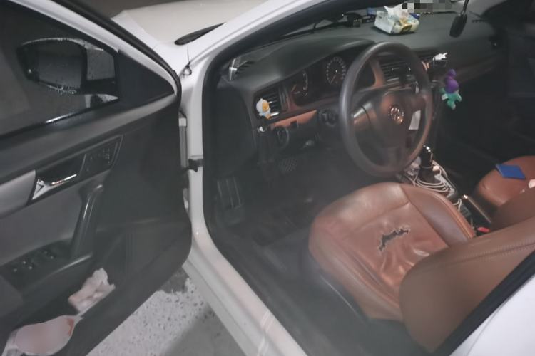 Used Volkswagen Gran Lavida 2013 1.6L Automatic Fashion Model