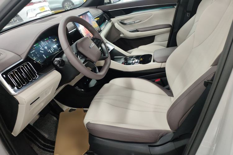 Used BYD Song PLUS New Energy 2025 DM-i Intelligent Driving 112KM Prestige Model Left Front Seat