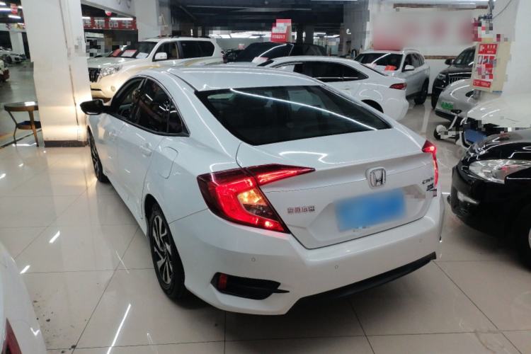 Used Honda Civic 2016 220TURBO Manual Luxury Edition Rear Left 45 Deg