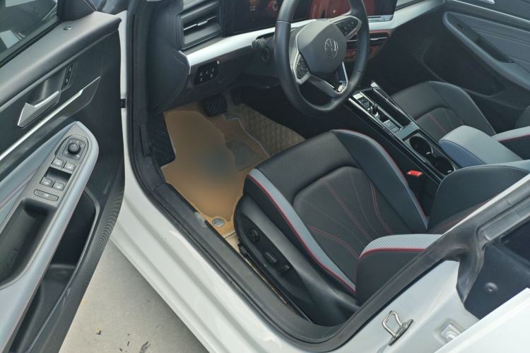 Used Volkswagen Lamando 2023 Lavida L 280TSI DSG Spicy Edition Driver Seat