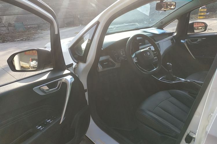 Used Geely Auto Vision X3 2020 1.5L Manual Elite Edition
