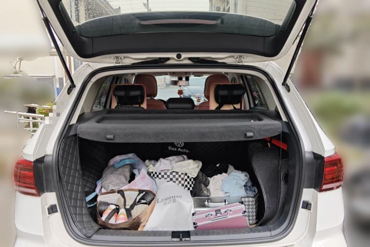 Used Volkswagen Tharu 2020 280TSI Two-Wheel Drive Luxury Edition China VI Standard Trunk