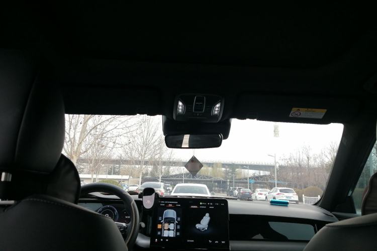 Used GAC Trumpchi ES9 2024 PHEV with 143 km Max
