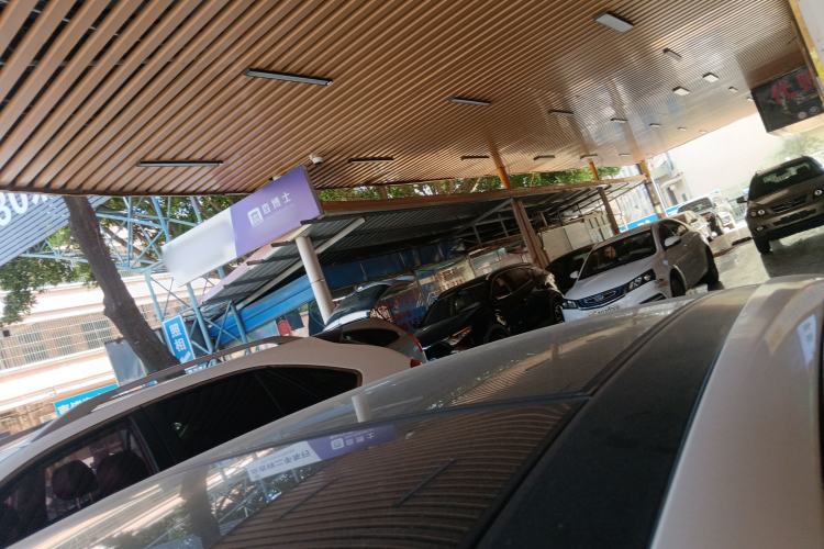 Used Kia K5 2015 2.0L Automatic LUX