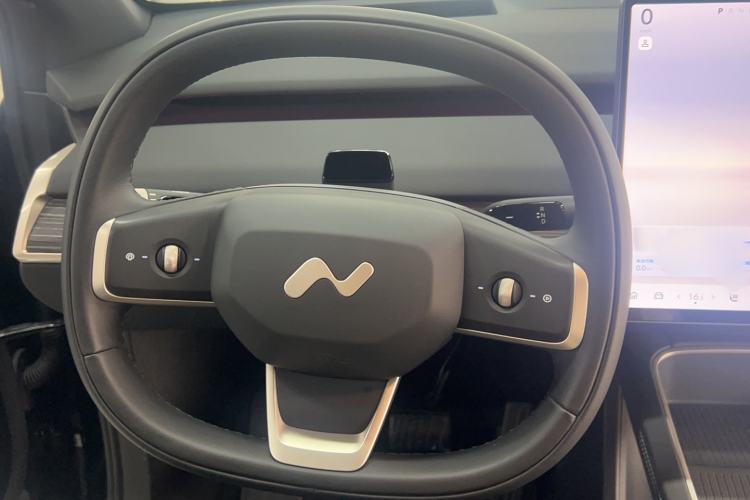 Used ONVO L60 2025 Model—60 kWh Rear-Wheel-Drive Version