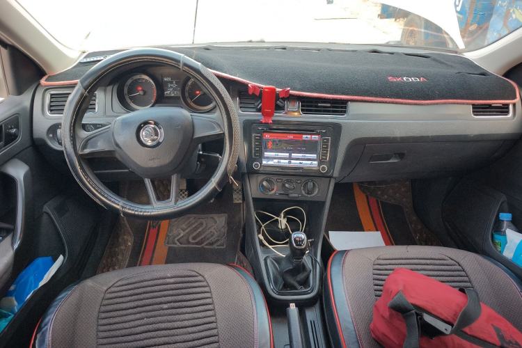 Used Skoda Rapid Spaceback 2018 1.6L Manual Standard Edition
